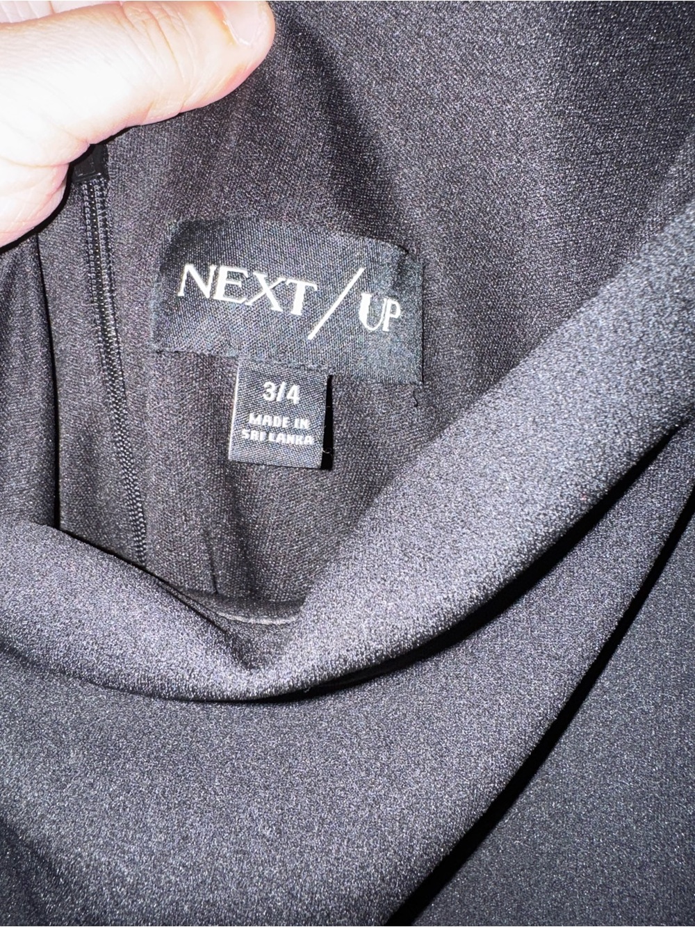 Dress - Picture 3 of 3